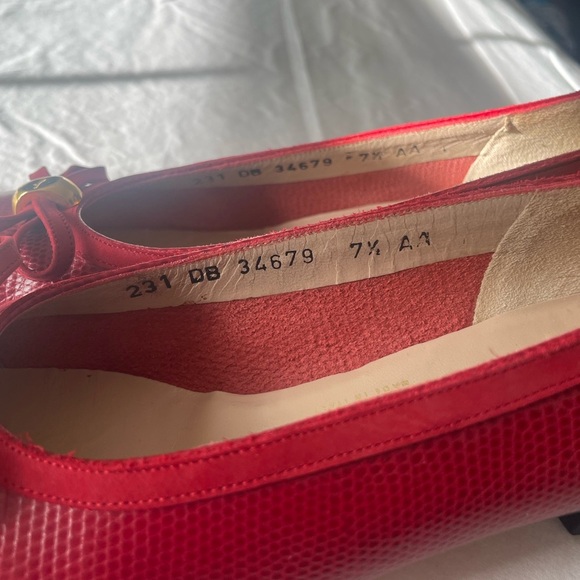 Salvatore Ferragamo vintage Red leatherWomen's Shoes with Bow Detail - Picture 8 of 12